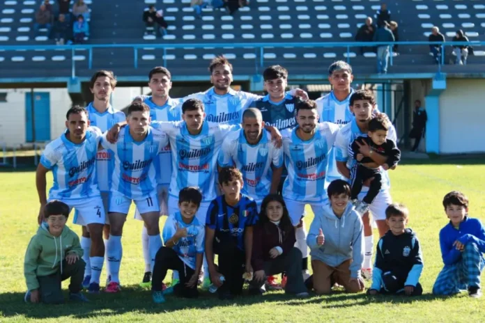 Partido de fútbol de la Divisional A en Larroque, Entre Ríos