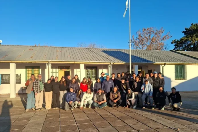 Guardaparques durante capacitación en Colonia Elía