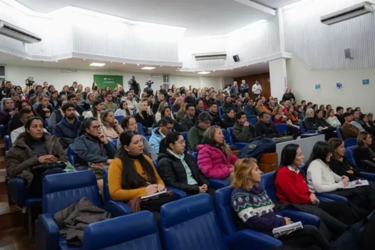 Capacitación a docentes sobre prevención de anafilaxia en Paraná