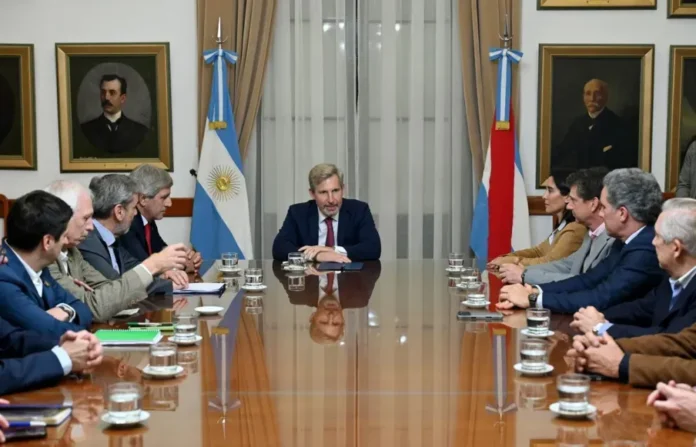 Reunión entre el gobernador Rogelio Frigerio, el ministro Luis Caputo y empresarios entrerrianos