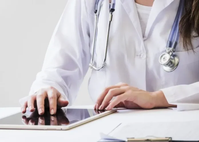 Reunión de instituciones en CODEGU Gualeguaychú sobre certificados médicos digitales