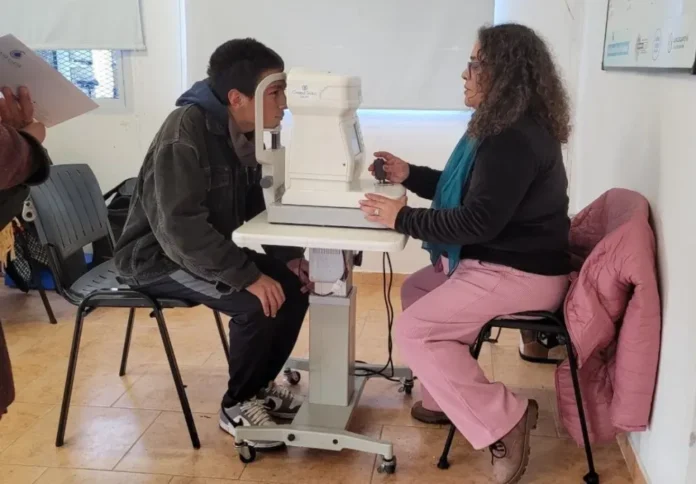 mas-de-700-chicos-accedieron-a-controles-visuales-gratuitos-y-467-recibieron-anteojos-en-gualeguaychu Niños y adolescentes en controles oftalmológicos gratuitos en Gualeguaychú