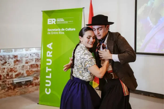Explanada del Museo Casa de Gobierno en Paraná, Entre Ríos