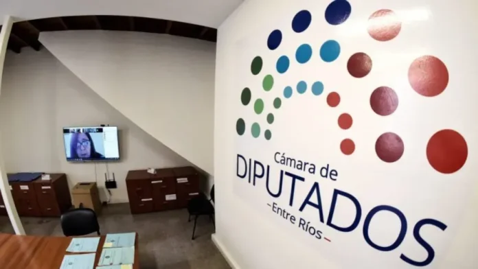 Plataforma virtual de formación para trabajadores de la Cámara de Diputados de Entre Ríos