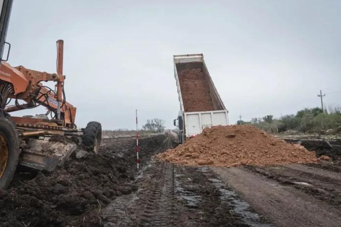 Apertura de sobres de ofertas para recuperación de caminos rurales en Entre Ríos