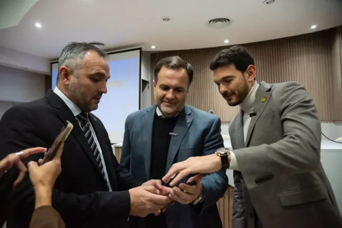 abogados-entrerrianos-ya-pueden-acreditar-su-matricula-desde-el-celular Captura de pantalla de la Credencial Digital de Abogacía en un teléfono móvil