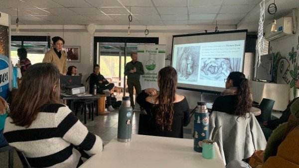 Encuentro de cierre del ciclo Literatura, infancias: entre.ver.arte en el Centro de Promoción de la Lectura Rosa y Dorada