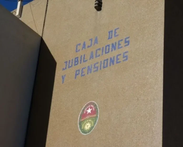Gráfico de proyecciones actuariales de la Caja de Jubilaciones de Entre Ríos