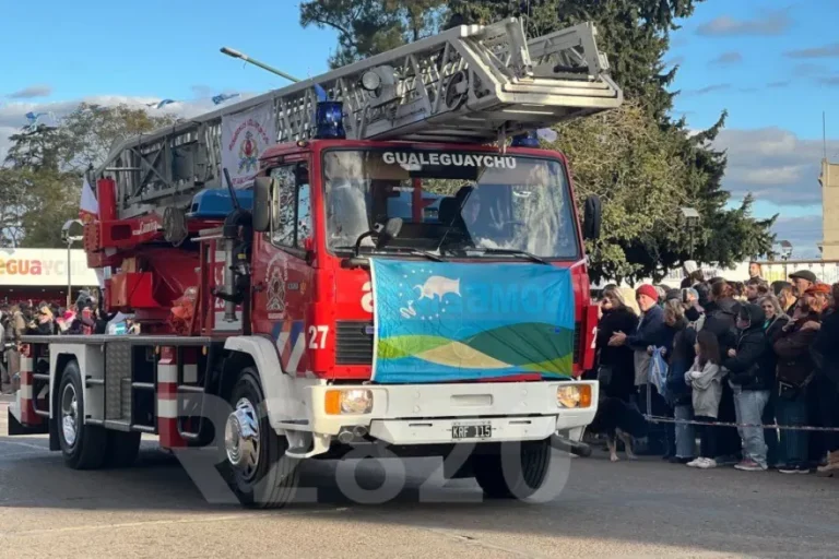 Desfile cívico-militar del 9 de Julio en Entre Ríos