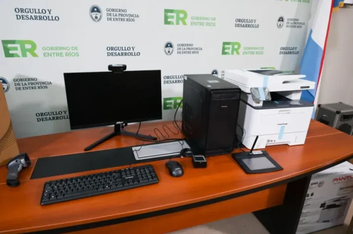 Equipos tecnológicos para emisión de DNI en Entre Ríos
