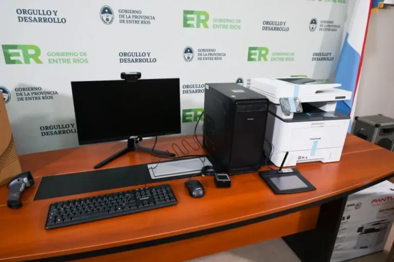 Equipos tecnológicos para emisión de DNI en Entre Ríos