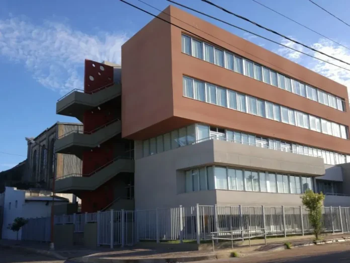 Edificio de la Facultad de Ciencia y Tecnología de la Uader en Concepción del Uruguay