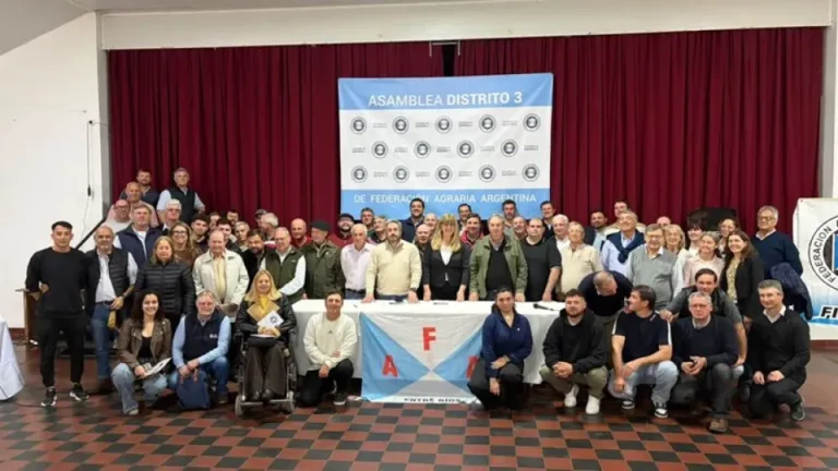 Reunión de la Federación Agraria de Entre Ríos en Crespo
