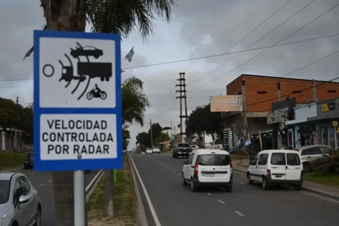 Semáforo y cámara de fotomulta en Gualeguaychú