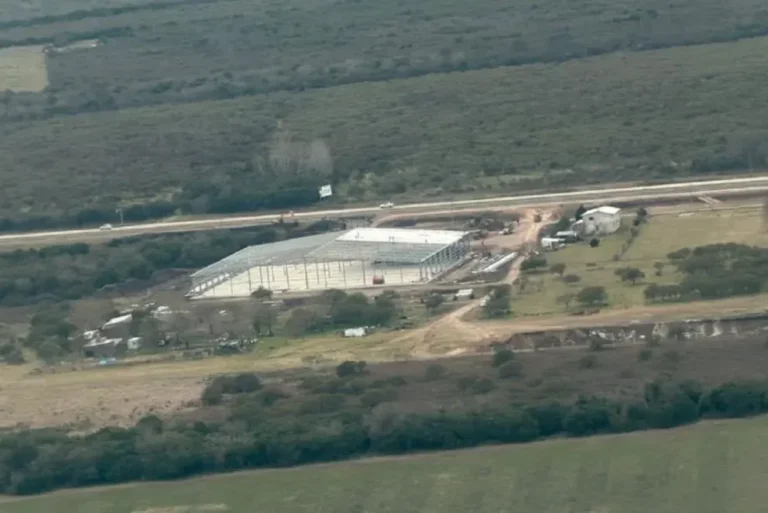 Construcción de centro de empaquetado de Mercado Libre en Gualeguaychú