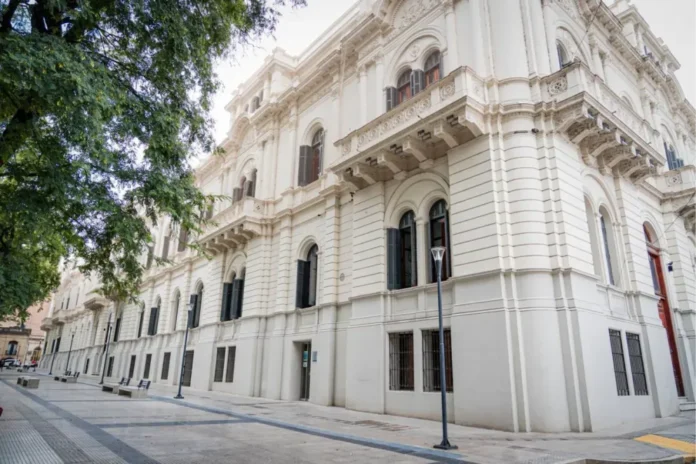 Fachada del Museo Casa de Gobierno en Paraná