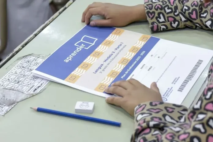 pruebas-aprender-2025-entre-rios-mejora-lengua-matematica Estudiantes en un aula durante las Pruebas Aprender 2025