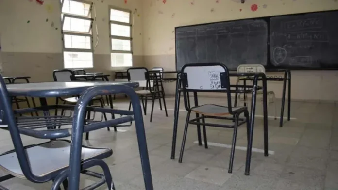 Docentes de Agmer en movilización hacia Casa de Gobierno