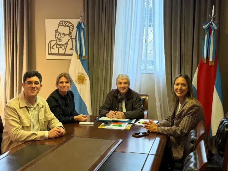 Personal de la Casa de Entre Ríos durante la capacitación