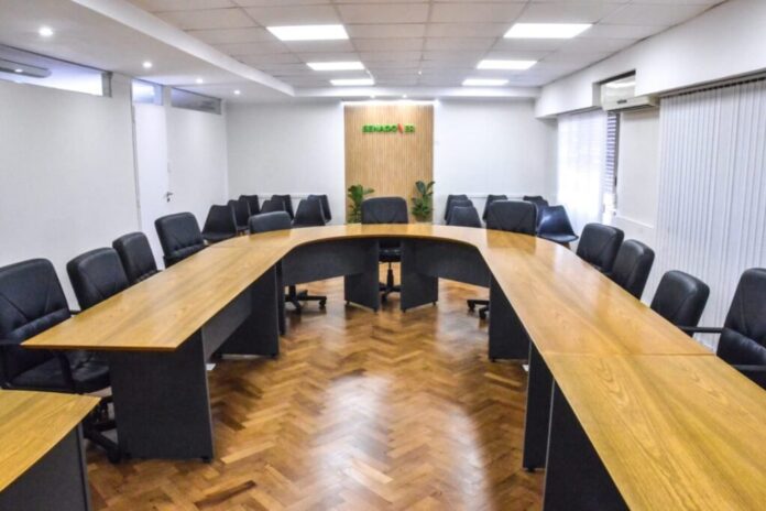 Sala de comisiones en Casa de Gobierno de Entre Ríos