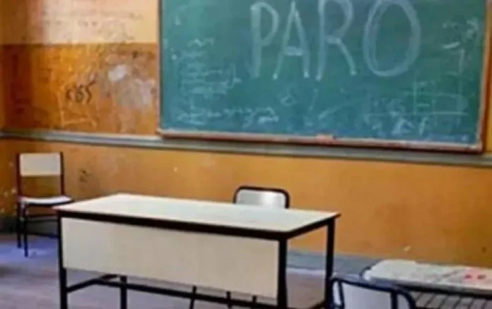 docentes-y-universitarios-de-entre-rios-inician-un-paro-de-48-horas Docentes y universitarios en marcha en Entre Ríos