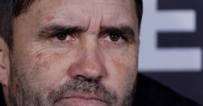Eduardo Coudet durante un partido de River Plate