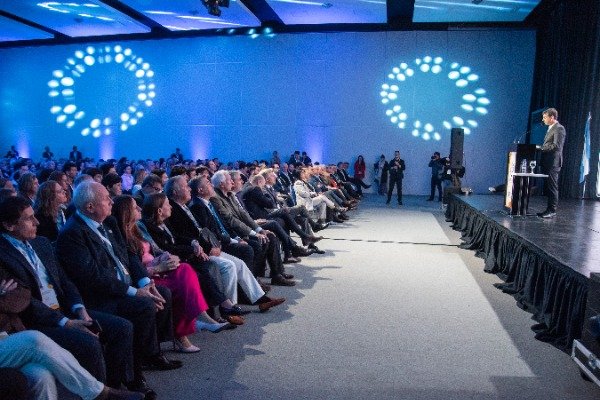 Rogelio Frigerio en la XIX Reunión del CEER en Paraná