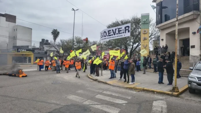 Trabajadores viales de Entre Ríos en movilización