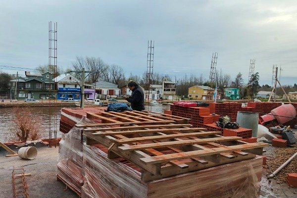 Obra de ampliación en el Hospital Paranacito