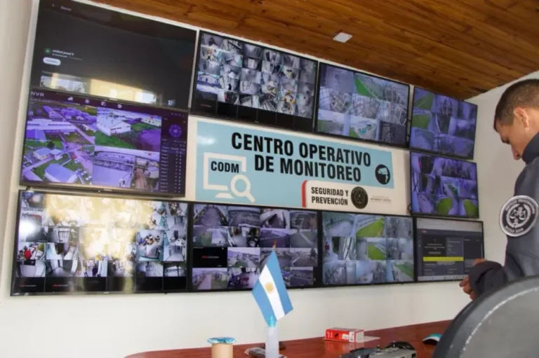 Formulario de inscripción para el Departamento de Seguridad Informática y Monitoreo Electrónico
