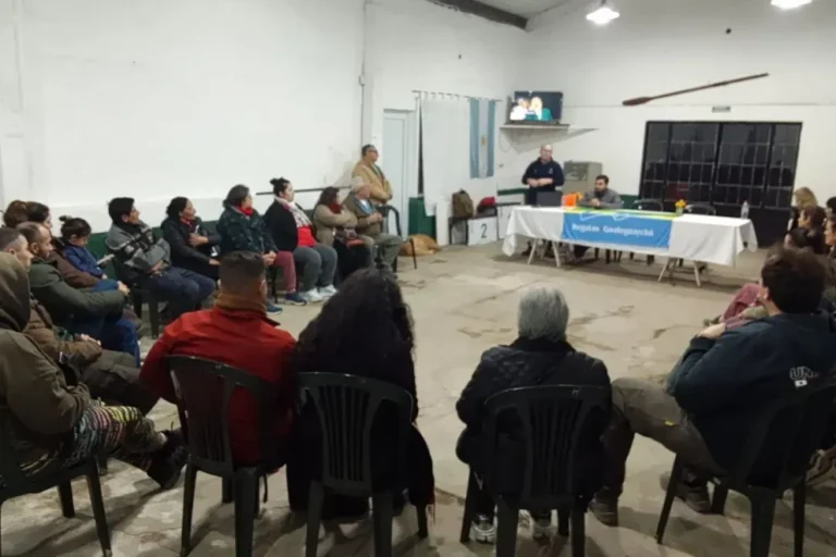 Reunión del Municipio con vecinos del Camino de la Costa
