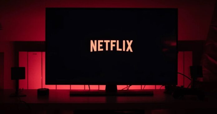 Logotipo de Netflix en fondo rojo