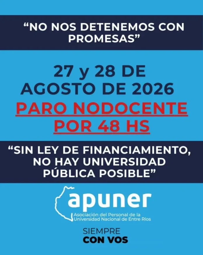 Trabajadores nodocentes universitarios en asamblea