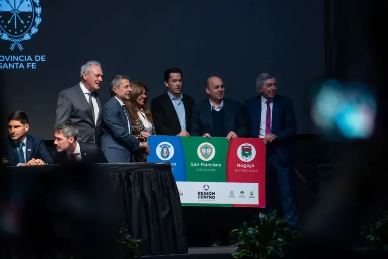 Firma de hermanamiento entre Nogoyá, Esperanza y San Francisco