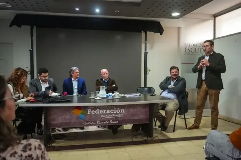 Audiencia pública sobre línea de alta tensión en Federación