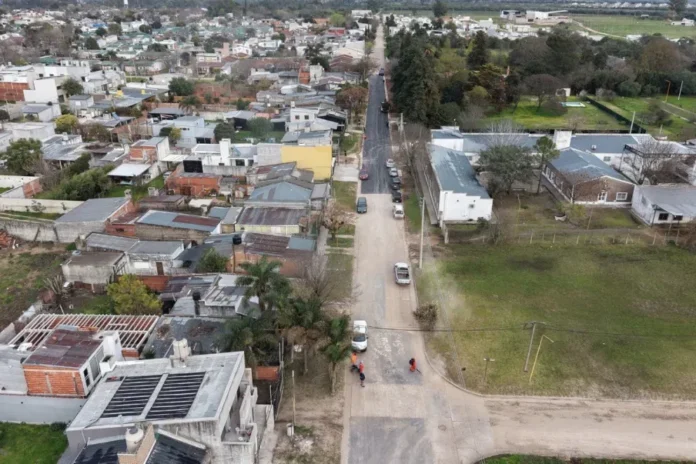 Calle Perigán reasfaltada en Gualeguaychú