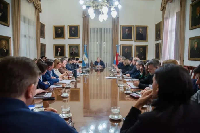 Reunión de gabinete en Casa de Gobierno de Entre Ríos