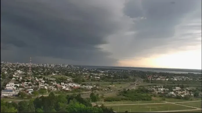 alertas-por-lluvias-y-tormentas-para-este-jueves Cielo nublado con lluvia en Entre Ríos