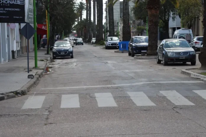 corte-transito-primera-junta-tres-semanas Imagen de la avenida Primera Junta con señalización de corte de tránsito