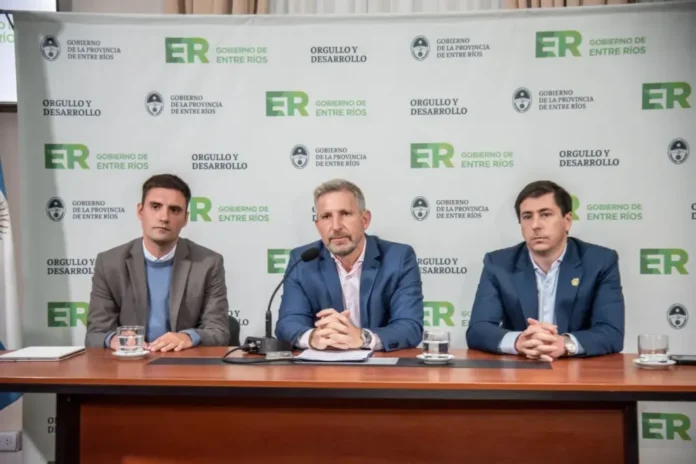 Gobernador Rogelio Frigerio durante la presentación del plan de alivio financiero en Entre Ríos
