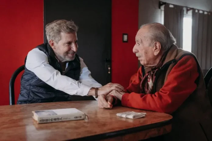 frigerio-visito-a-victor-velazquez Rogelio Frigerio y Víctor Velázquez durante el encuentro