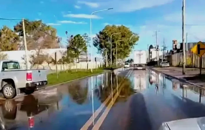 ingenieros-solicitan-revision-tecnica-obra-ruta-20-gualeguaychu Ruta Provincial 20 en Gualeguaychú con acumulación de agua
