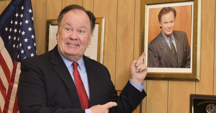 murio-dennis-haskins-actor-director-belding-salvados-por-la-campana Dennis Haskins, actor que interpretó al director Richard Belding en Salvados por la campana