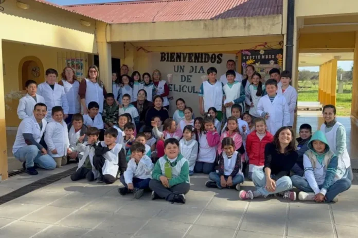 Proyección de cortos en el programa Un Día de Película en Mojones Norte