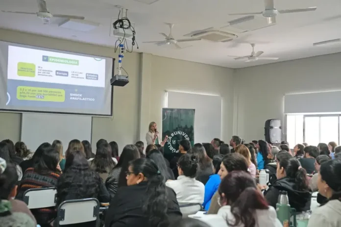 salud-capacitacion-anafilaxia-estudiantes-uader Capacitación en anafilaxia a estudiantes de Uader