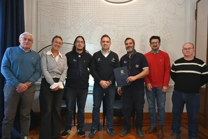 Firma de convenio entre Scouts y Municipio en el Salón Azul de Gualeguaychú