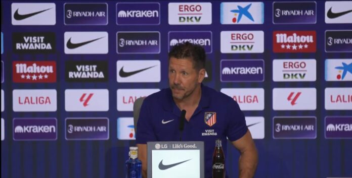 Diego Simeone durante una conferencia de prensa