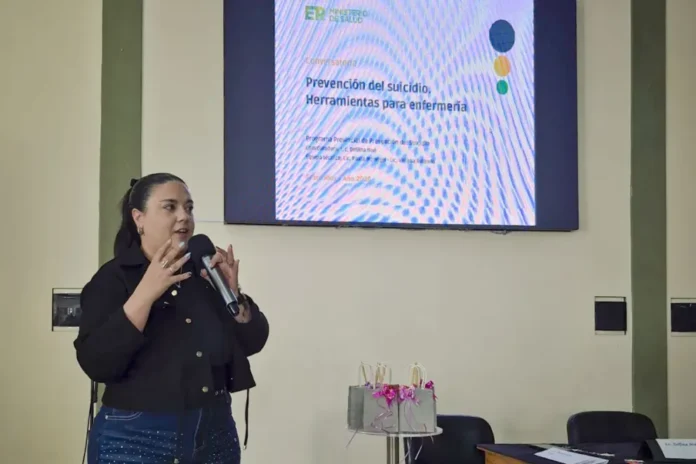 Equipos de enfermería durante una jornada de formación en La Paz